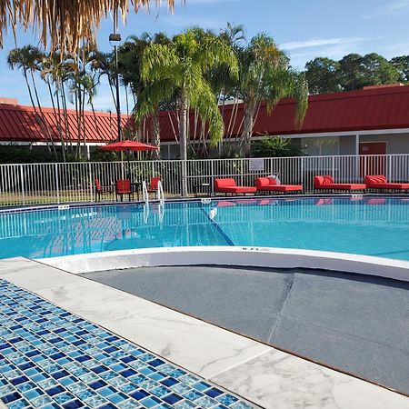 Vero Beach Inn&Suites Vero Beach I-95 Exterior foto