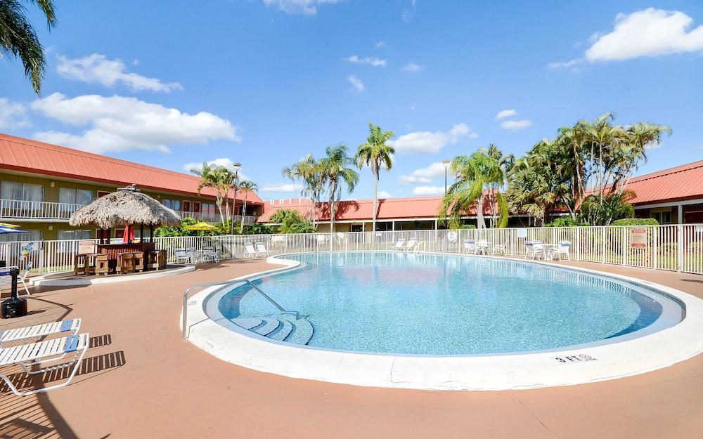 Vero Beach Inn&Suites Vero Beach I-95 Exterior foto